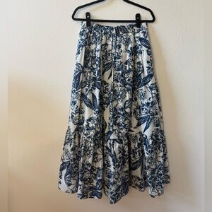 Abercrombie Blue Floral Maxi Skirt M Tiered Flowy Pockets